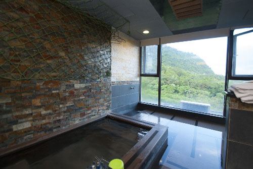 礁溪溫泉湯屋
